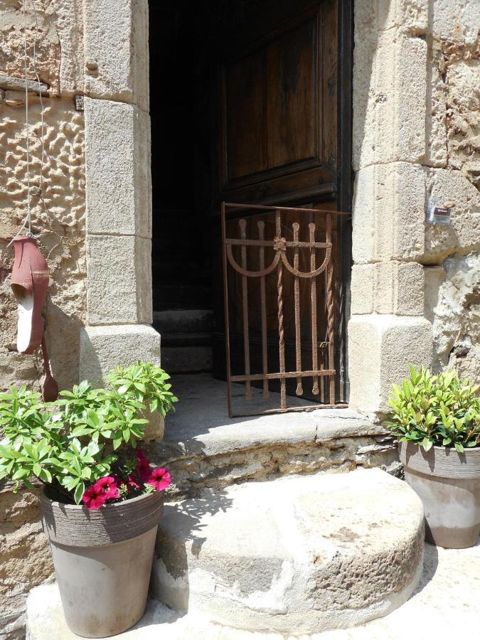 The Tavern Castelnau-Pégayrols Exterior foto