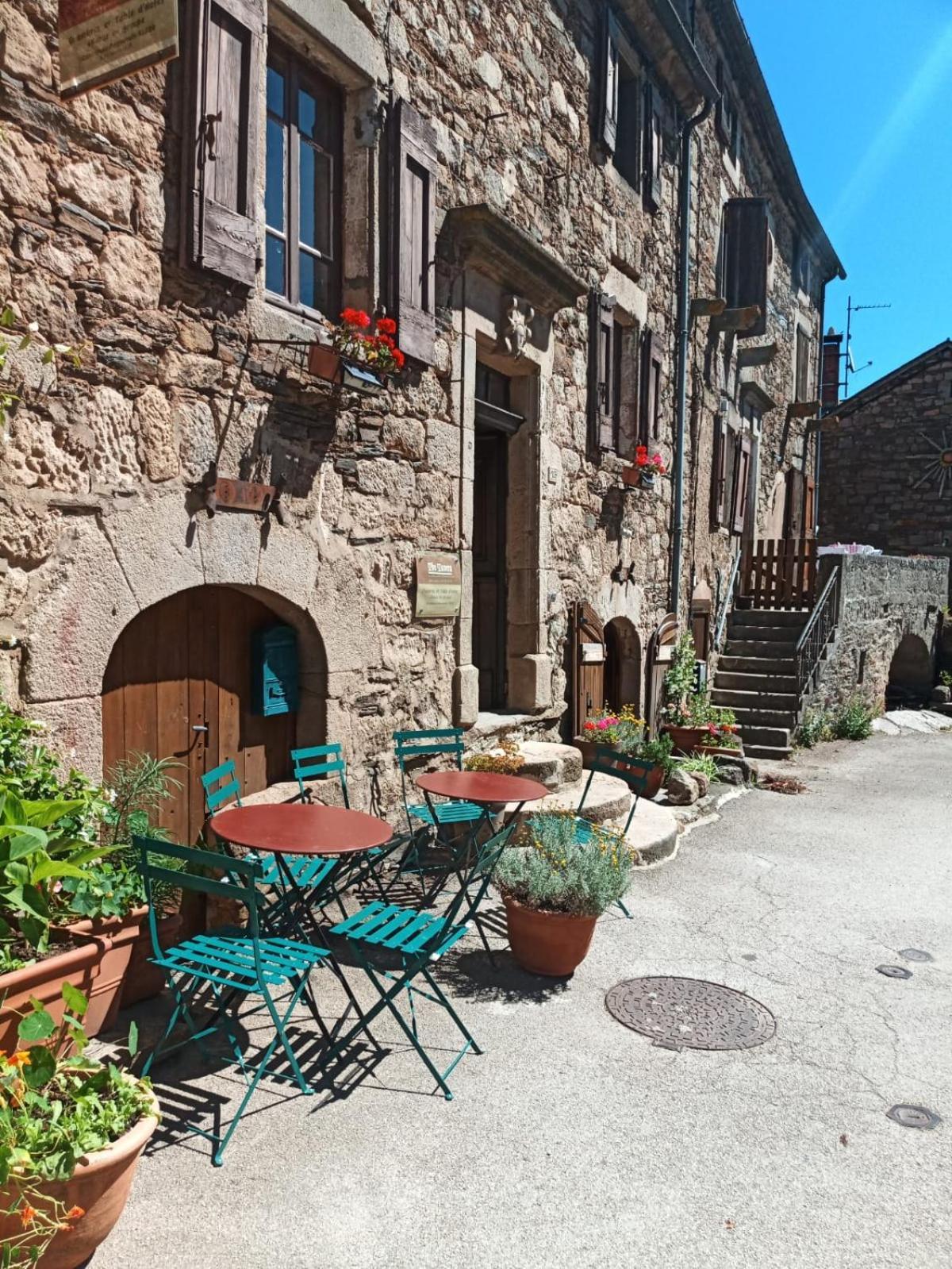 The Tavern Castelnau-Pégayrols Exterior foto